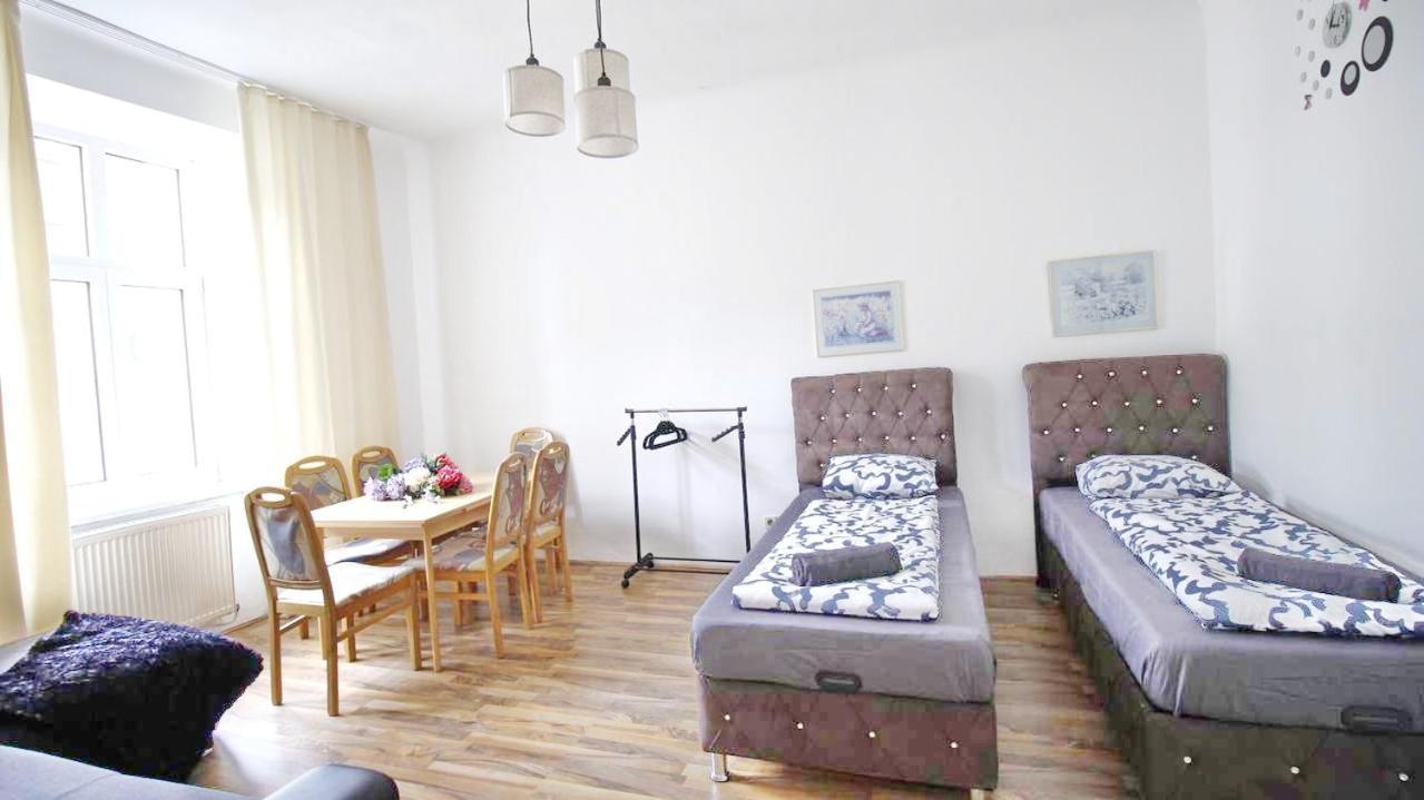 Comfortable Rooms Near Schoenbrunn Palace Hl Вена Экстерьер фото